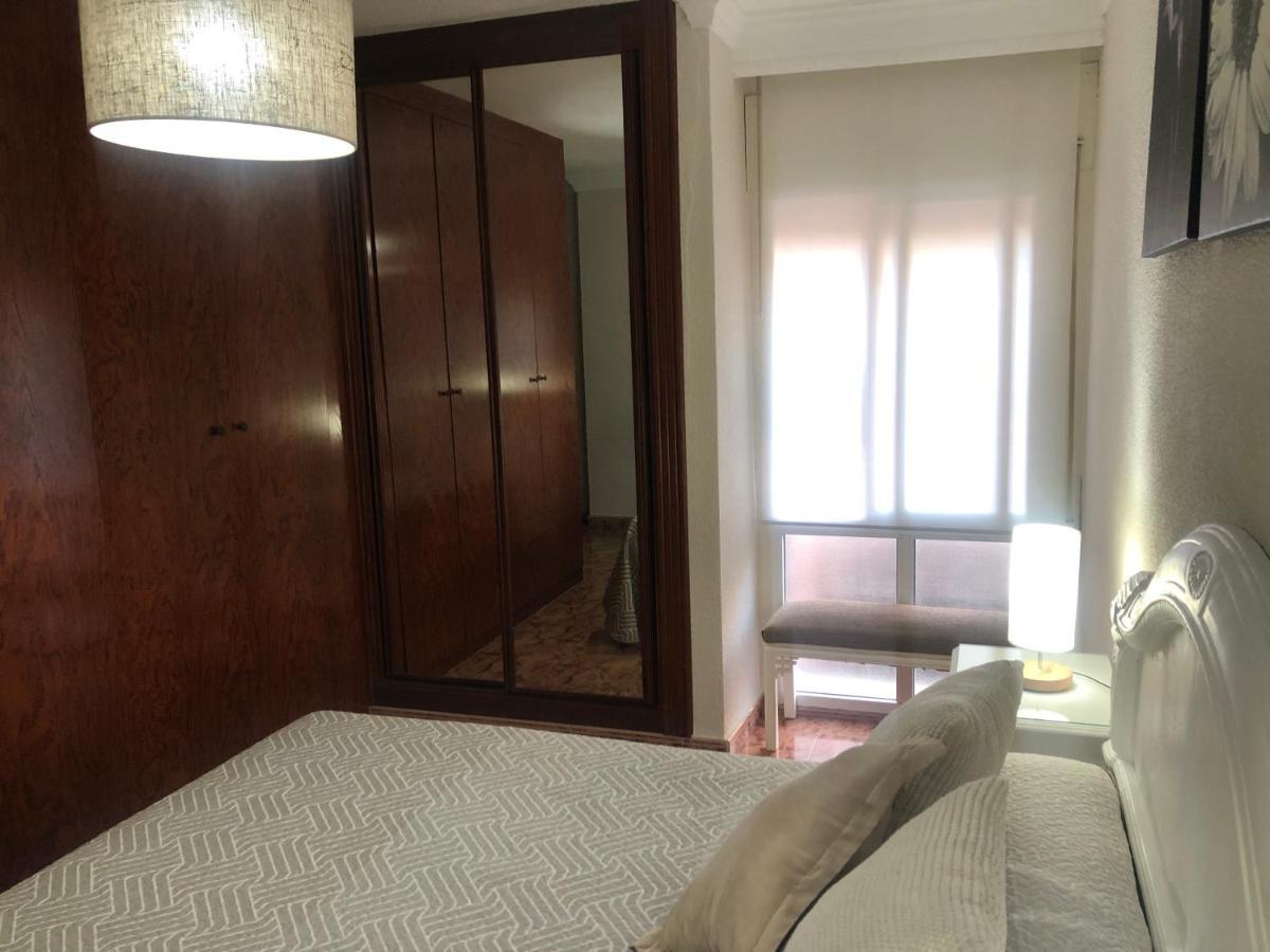 Piso En Pedregalejo A 50M De La Playa. Apartment Малага Екстериор снимка